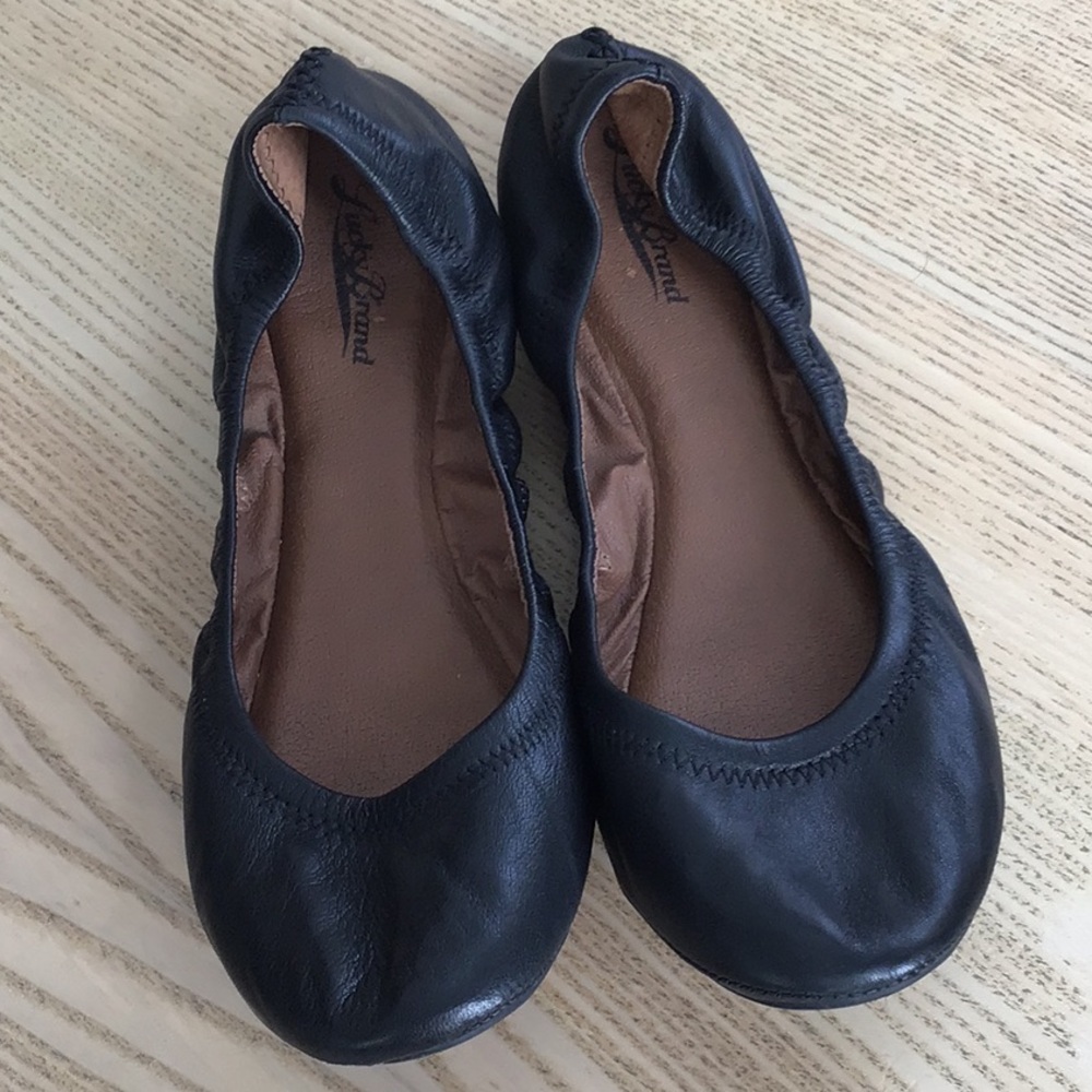 Lucky brand flats